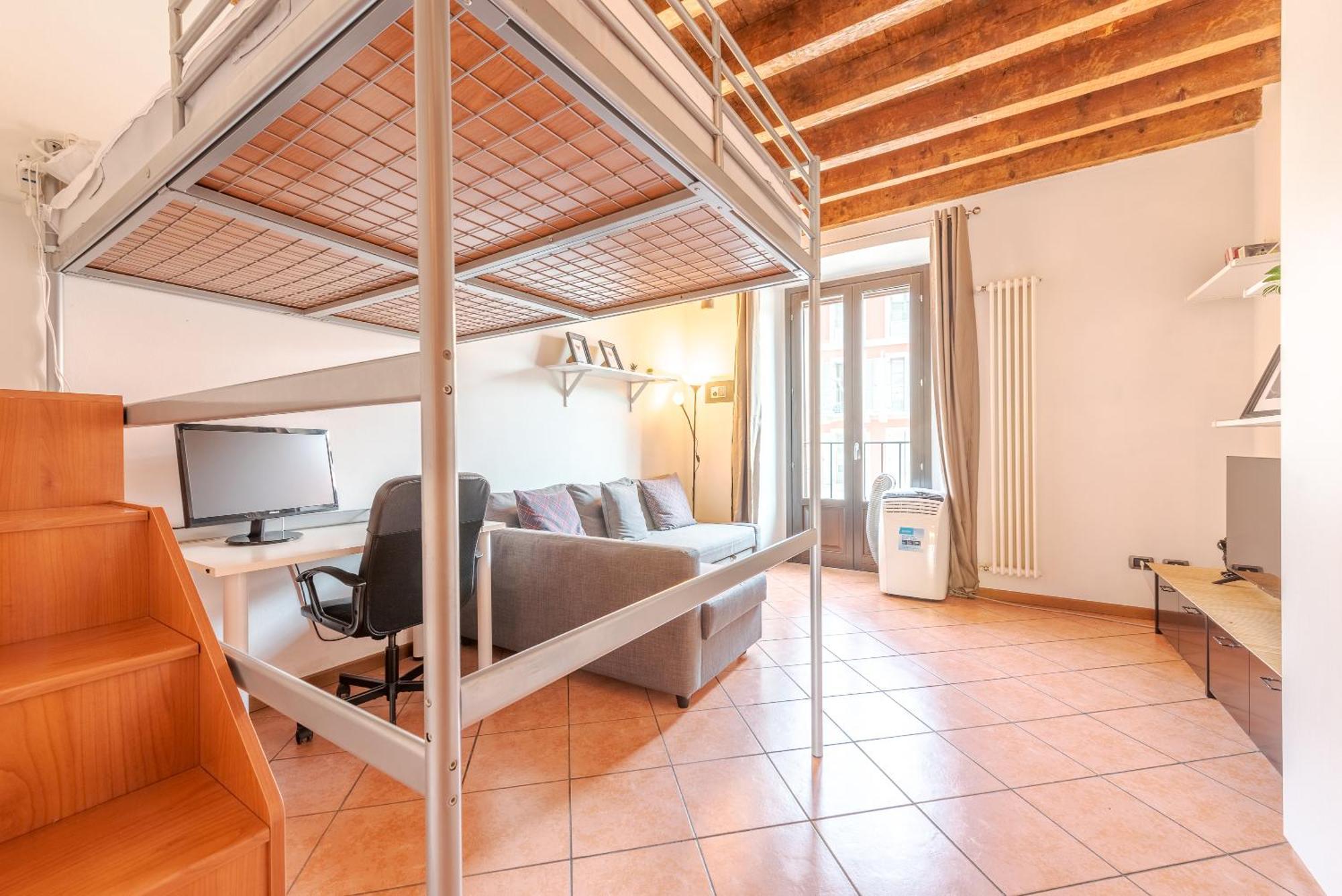 Guest Planet - Rosso Milano Apartment - Navigli Area Exterior photo